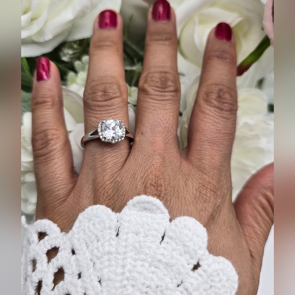 🥰 ZINNIA ENG. RING - Picture 3 of 7